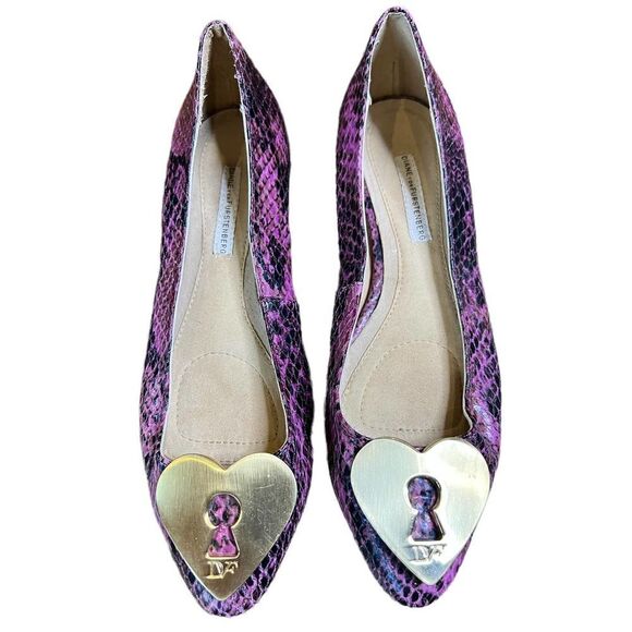 Diane Von Furstenberg Pink/Black Snakeskin Heart Key Lock Ballet Flat Size 7 - Picture 9 of 11